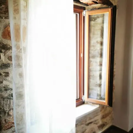 Traditional Stone Agios Andreas (Magnesia)