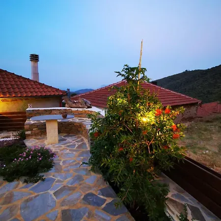 Traditional Stone Semesterbostad Agios Andreas (Magnesia)